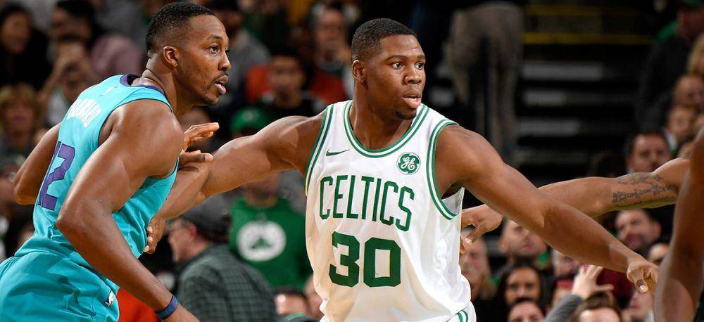 Guerschon Yabusele (kanan) (nba.com)