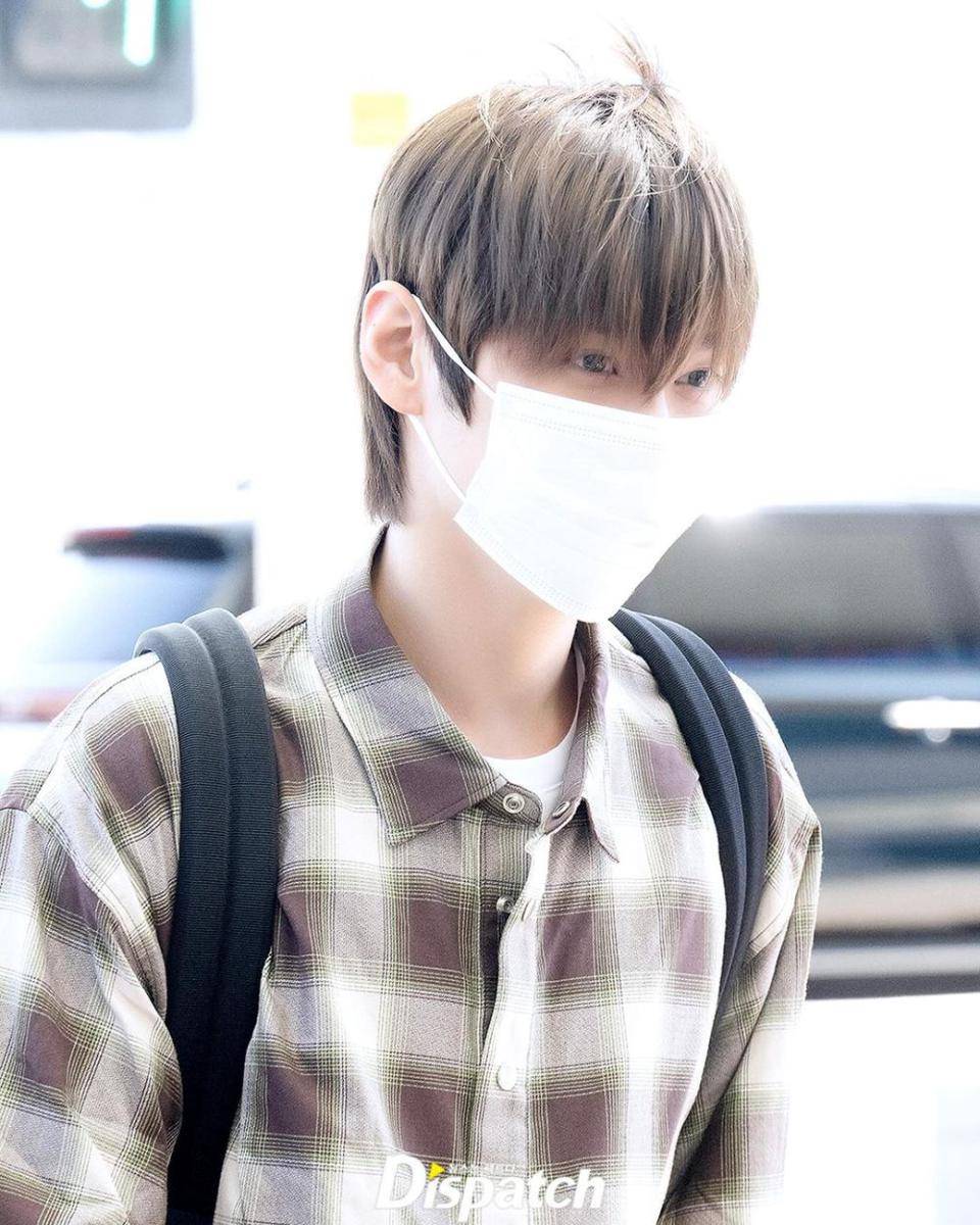 potret RIIZE berangkat ke Jakarta (dok. Dispatch)