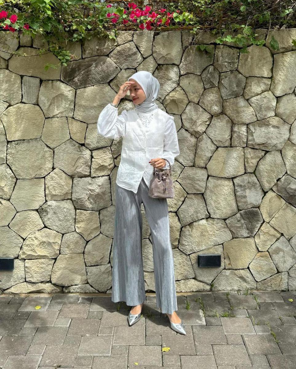 Kana AZ-Zahra (instagram.com/kanazhra)