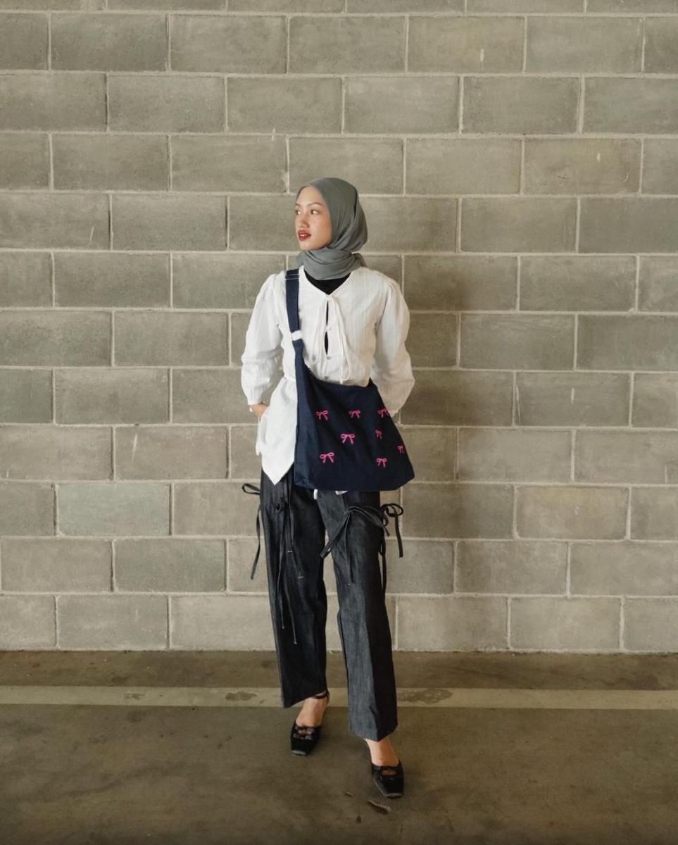 Kana AZ-Zahra (instagram.com/kanazhra)