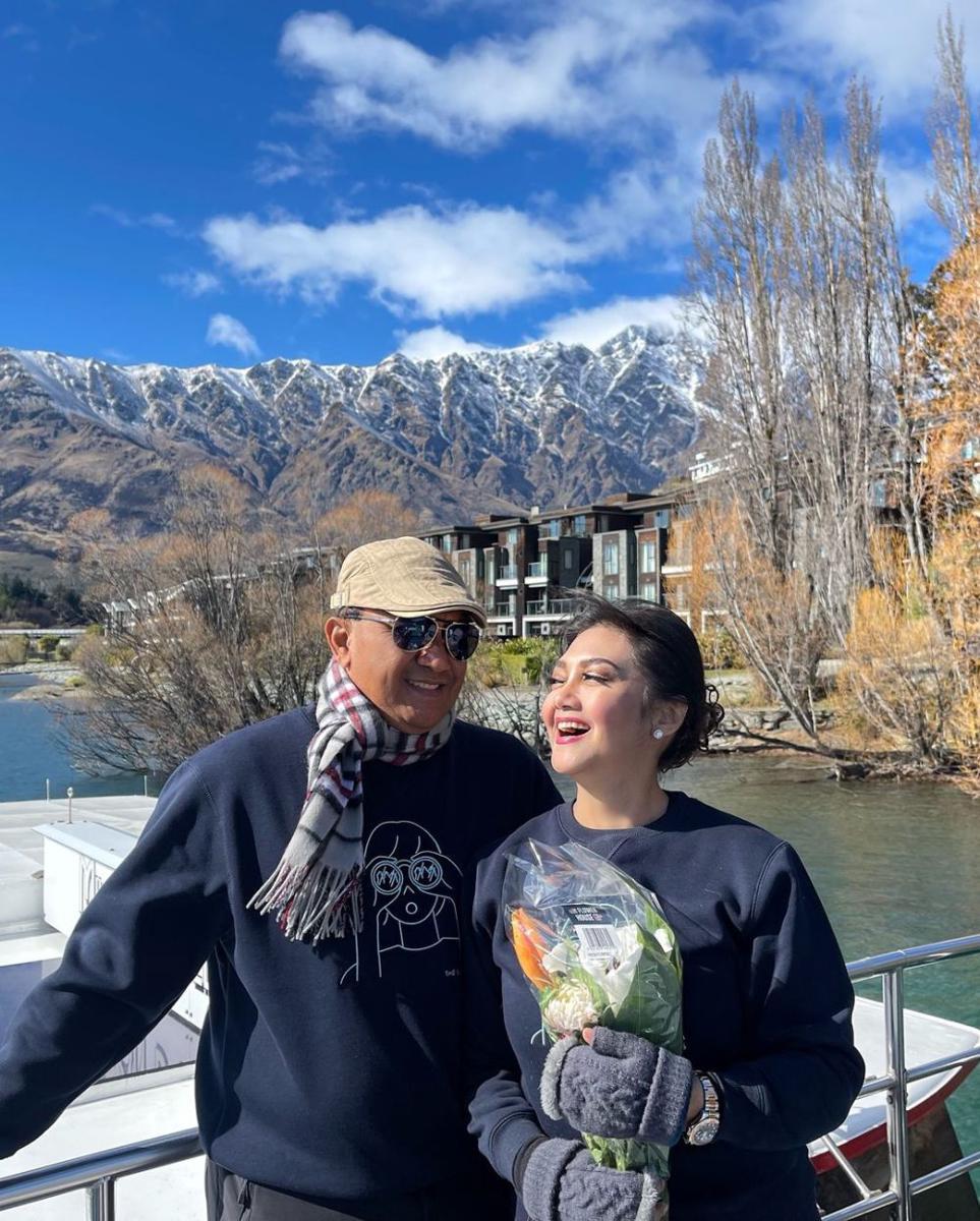 potret Bella Saphira dan suami (instagram.com/bellasaphiraofficial)