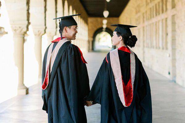 Maudy dan Jesse Choi wisuda (Instagram.com/maudyayunda)