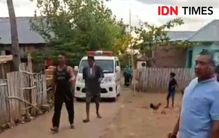 Tangkapan layar saat jasad korban dibawa oleh mobil ambulan ke rumah duka (Dok/Istimewa)