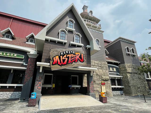 Wahana Kereta Misteri di Dunia Fantasi (Dufan). (dok. Ancol)