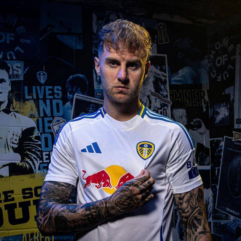 Joe Rodon (instagram.com/leedsunited dan joe_rodon)