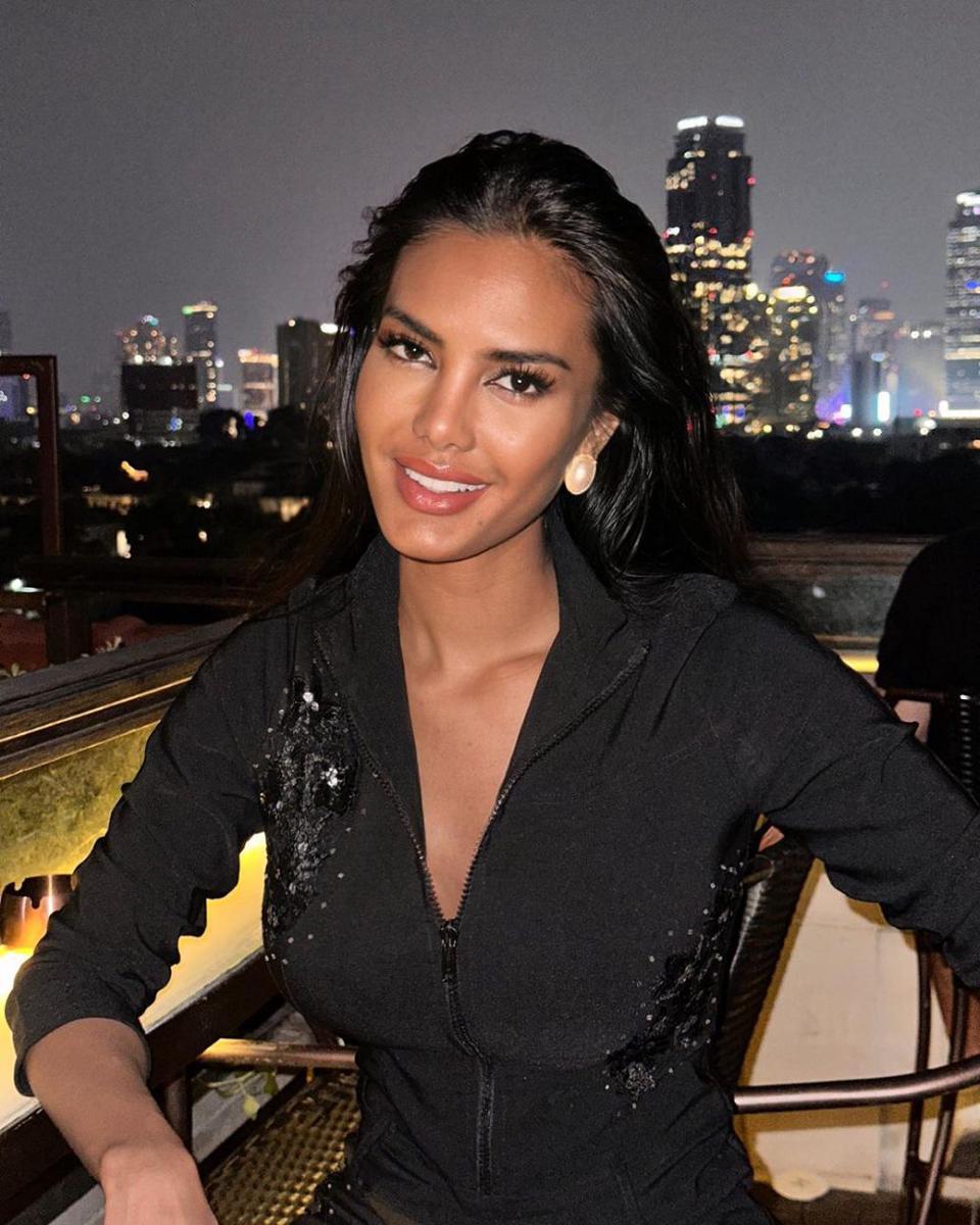 Potret Finalis Miss Universe Indonesia 2024 Vina Sitorus (Instagram.com/vinaanggisitorus)