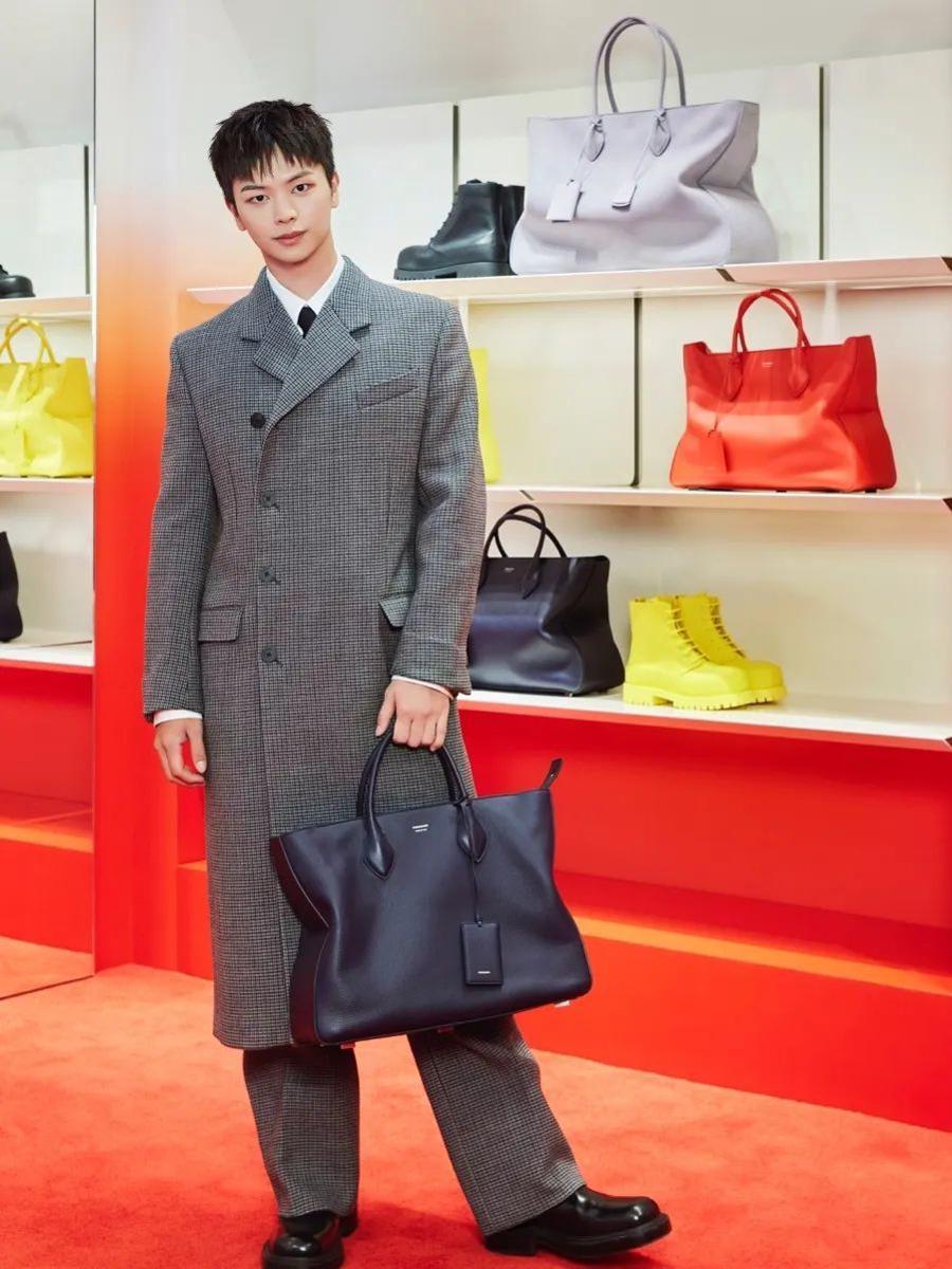 potret Sungjae BTOB (instagram.com/yook_can_do_it)