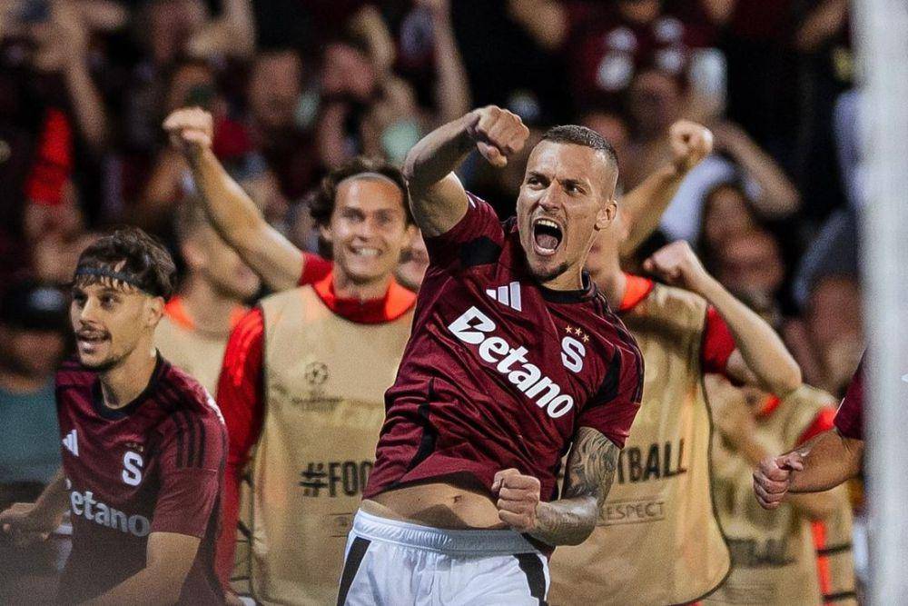 Para pemain Sparta Praha setelah timnya dinyatakan lolos ke Liga Champions Eropa 2024/2025. (instagram.com/acsparta_cz)