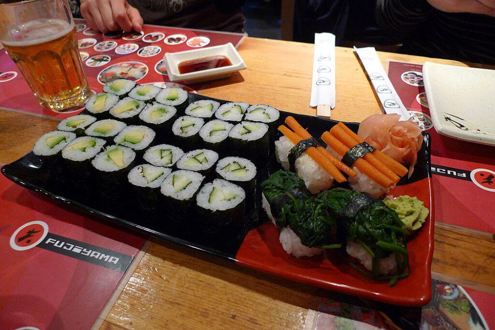 ilustrasi vegetarian futomaki (commons.wikimedia.org/Ewan Munro)