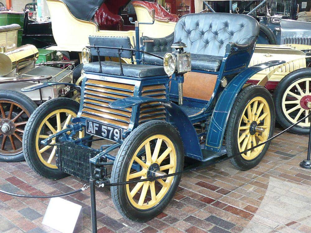 1899 FIAT 3,5HP (commons.wikimedia.org/Przemysław Jahr)