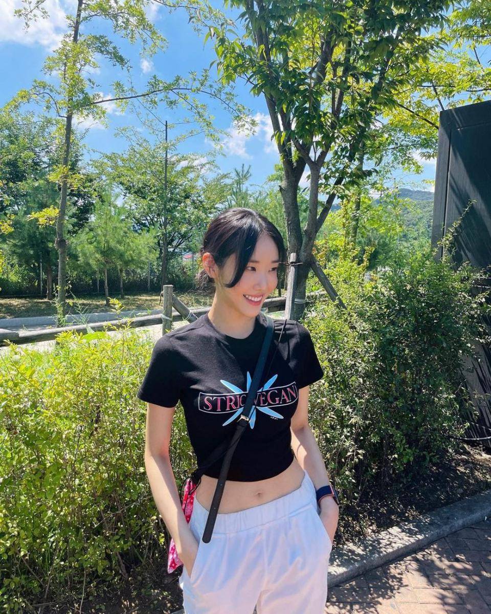 potret Oh Ha Nee (instagram.com/___ha.niii)