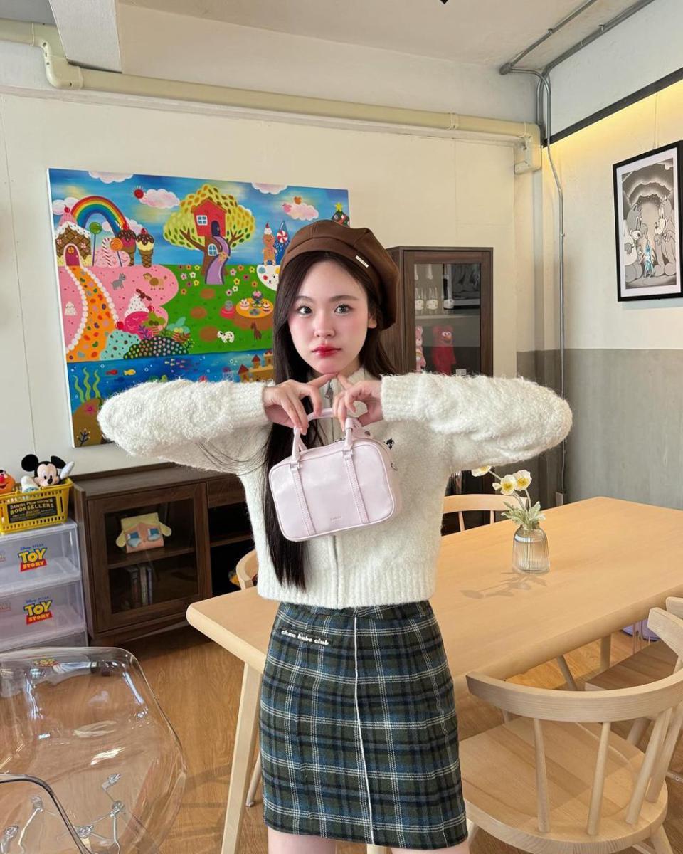 June Wanwimol (instagram.com/junewanwimol19)