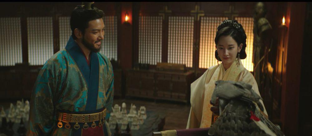 Ji Chang Wook dan Jeon Jong Seo di Queen Woo (dok. TVING/Queen Woo)