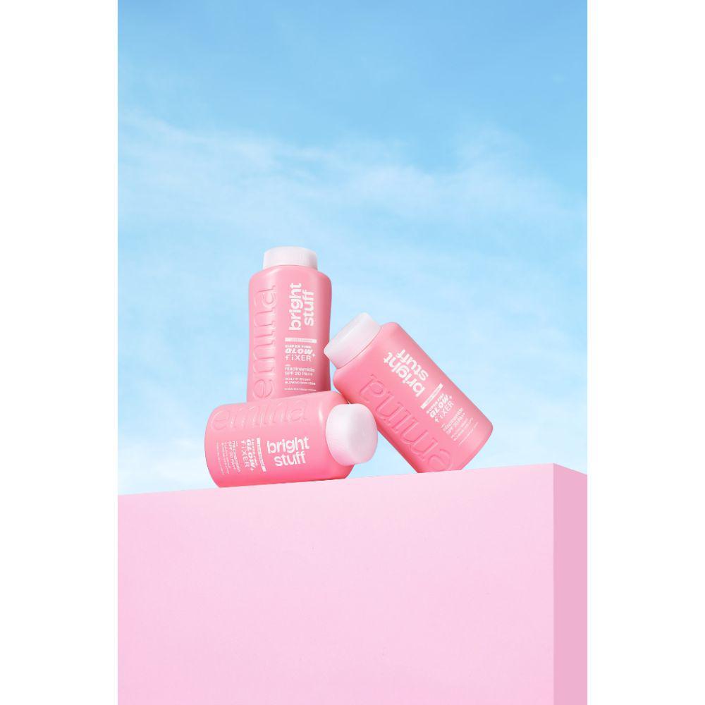 Emina Bright Stuff Loose Powder (shopee.co.id/Emina Official Shop)