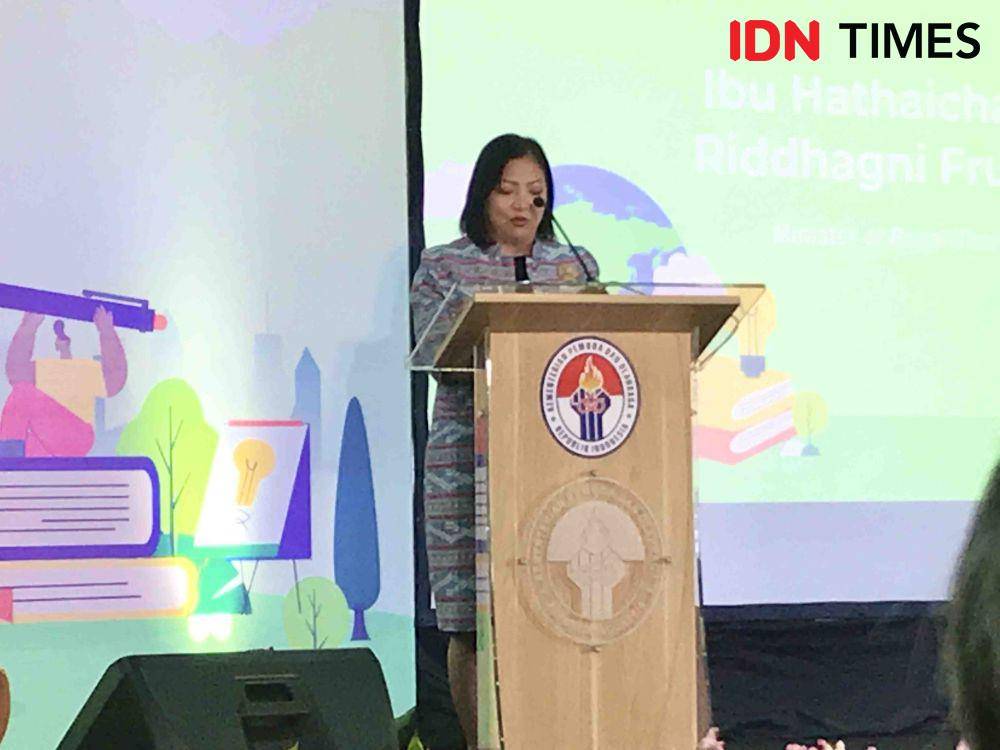 Potret Hathaichanok Riddhagni Frumau, Duta Besar Thaiand saat pemberian penghargaan beasiswa SCG. 30 Agustus 2024. (IDN Times/Hani Safanja)