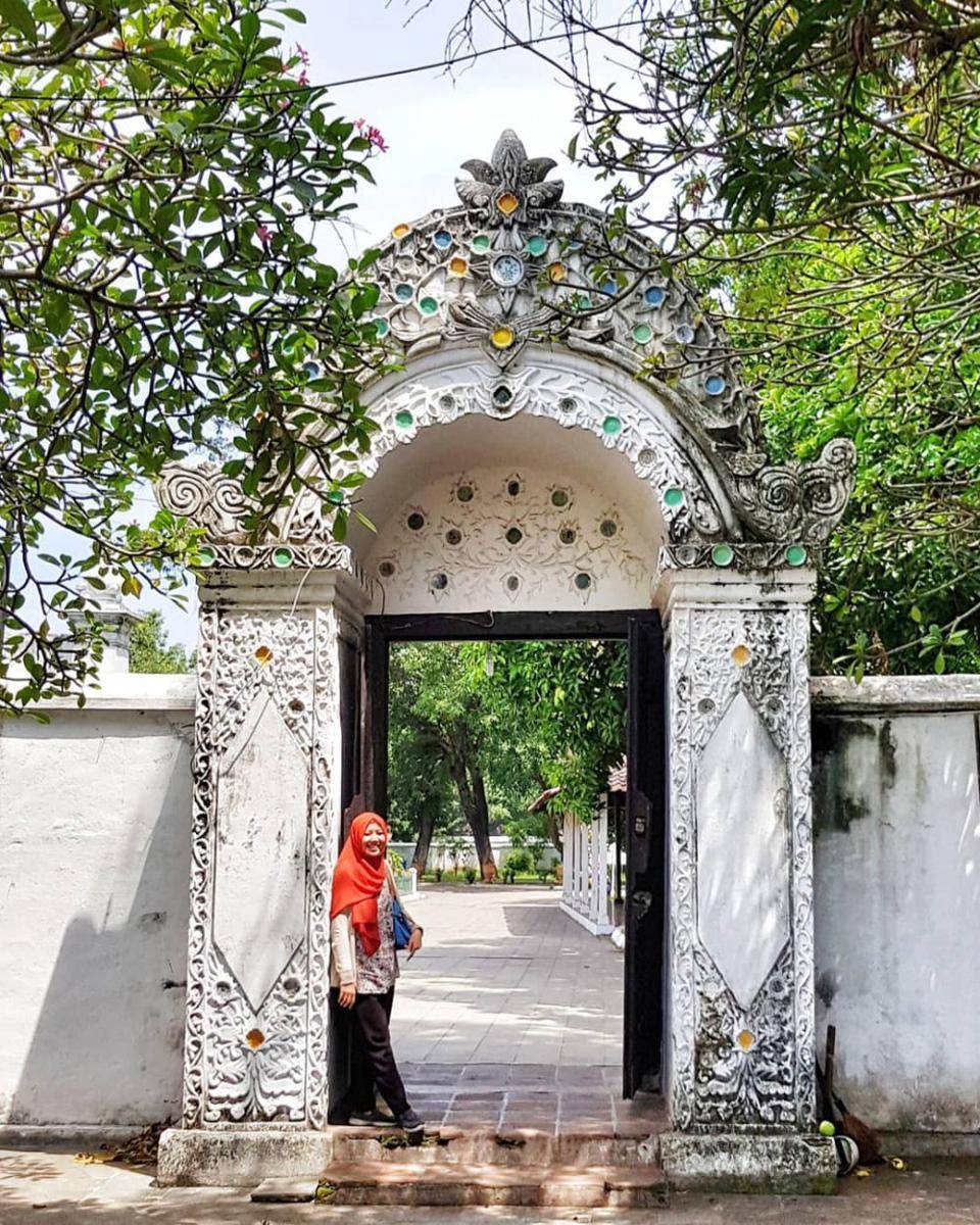 Keraton Kasepuhan (instagram.com/tesyasblog)