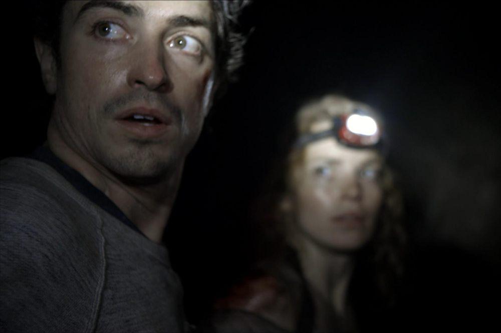 7 Film Horor Found Footage Super Menegangkan, Banyak Jumpscare!