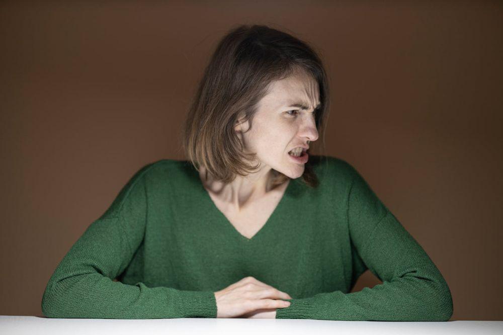 Benarkah Ovulasi Bikin Perempuan Jadi Lebih Emosional?