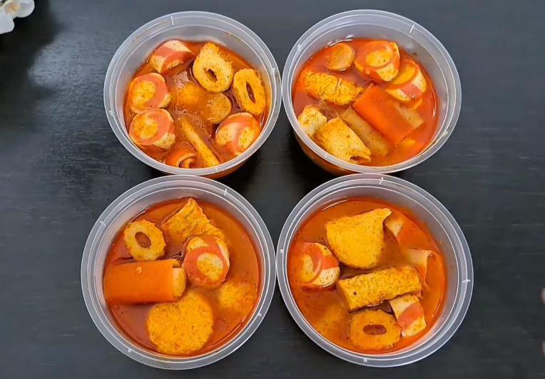 ilustrasi bakso seafood ala Korea (YouTube.com/Arizky Family)