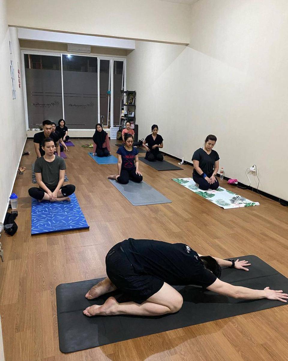 Pramudita Ashtanga Yoga Studio (instagram.com/pramuditayogamalang)