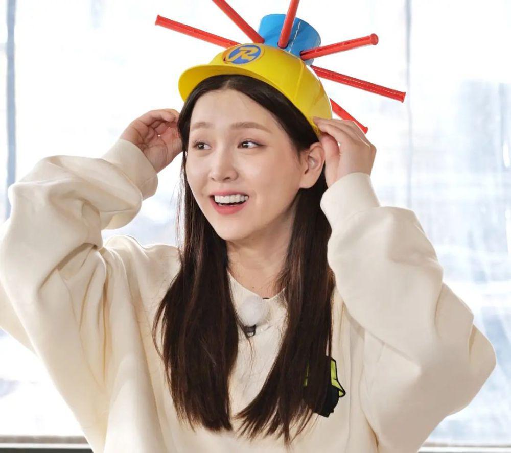 Kim Ji Eun dalam variety show Running Man episode 630 (dok. SBS/Running Man)