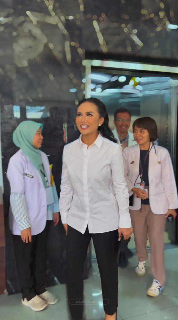 potret Kris Dayanti jalani tes kesehatan (instagram.com/krisdayanti_official)