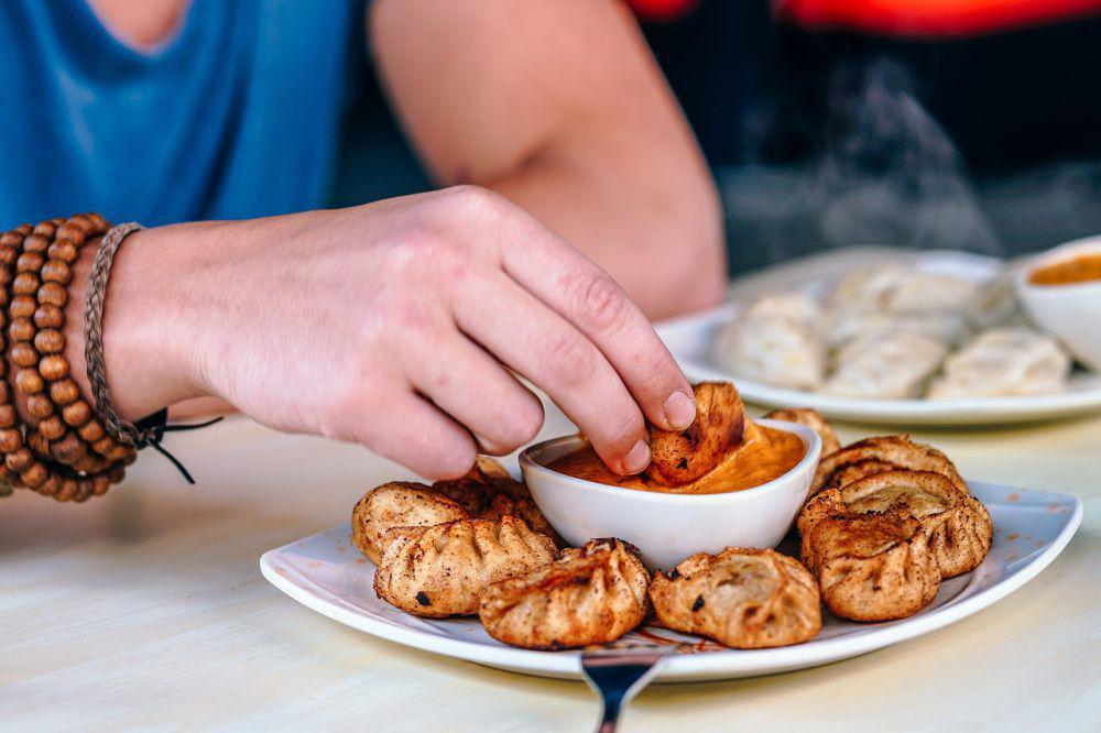 Resep Pangsit Goreng Ayam Udang, Ide Camilan dan Lauk Lezat