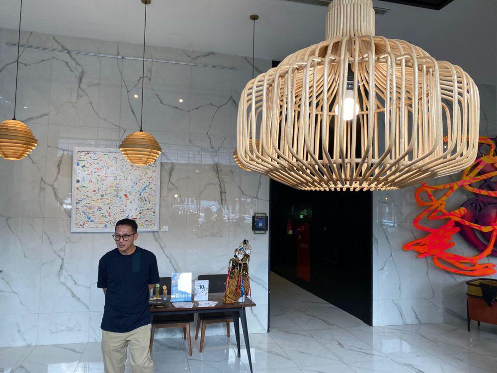Menyulap Bambu Jadi Produk Interior Estetik Mejeng di Hotel De Braga