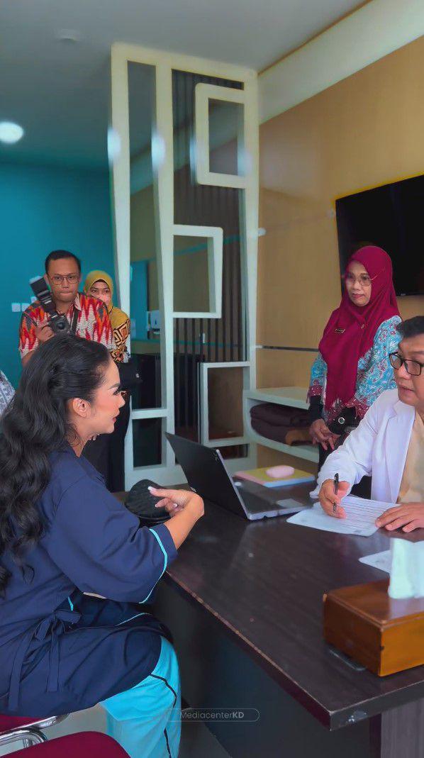 potret Kris Dayanti jalani tes kesehatan (instagram.com/krisdayanti_official)