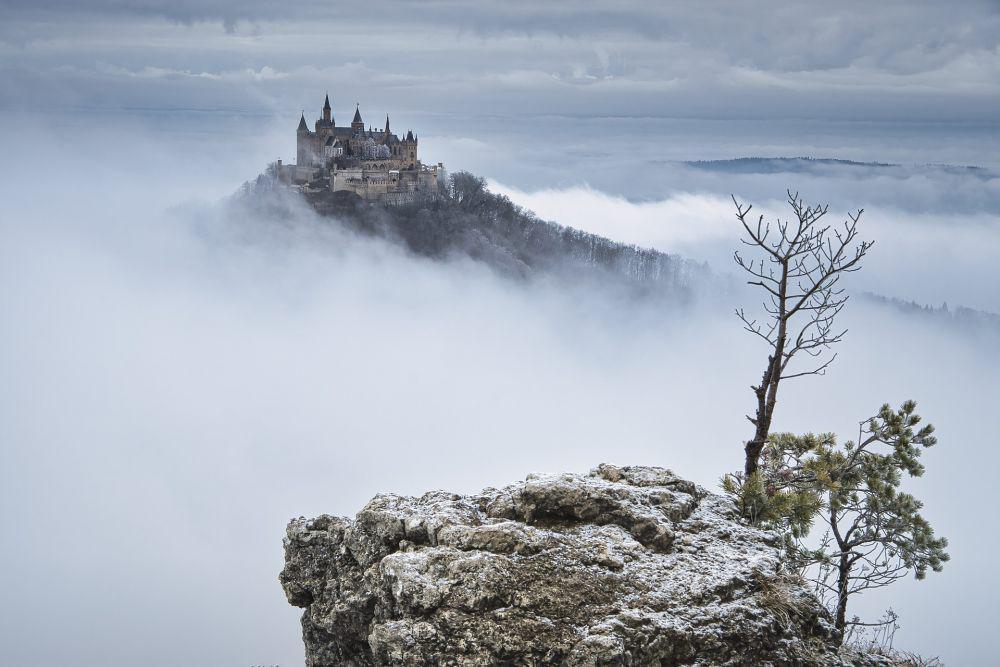 Kastil Hohenzollern (pixabay.com/Nordseher)