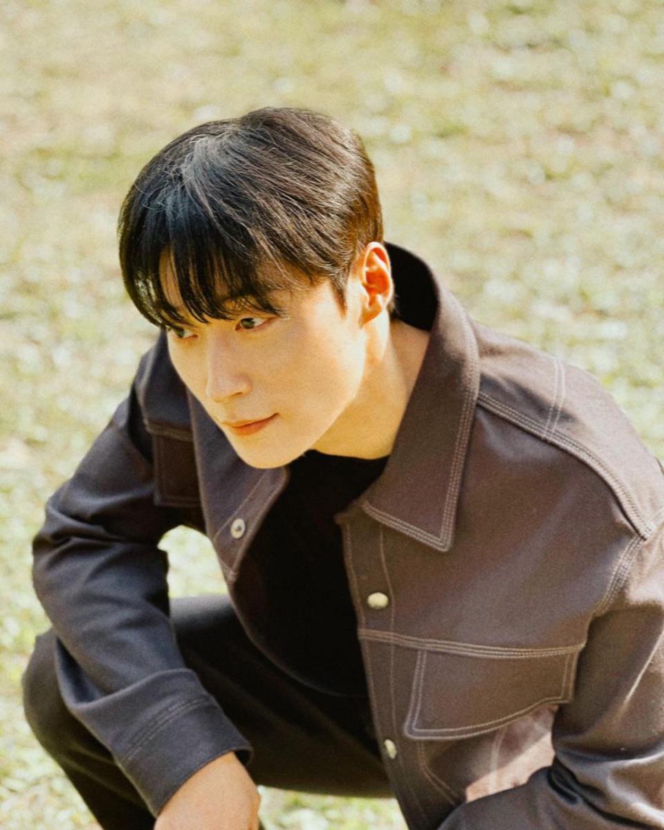 potret OOTD nuansa hitam ala Heo Nam Jun (instagram.com/namjun0609)