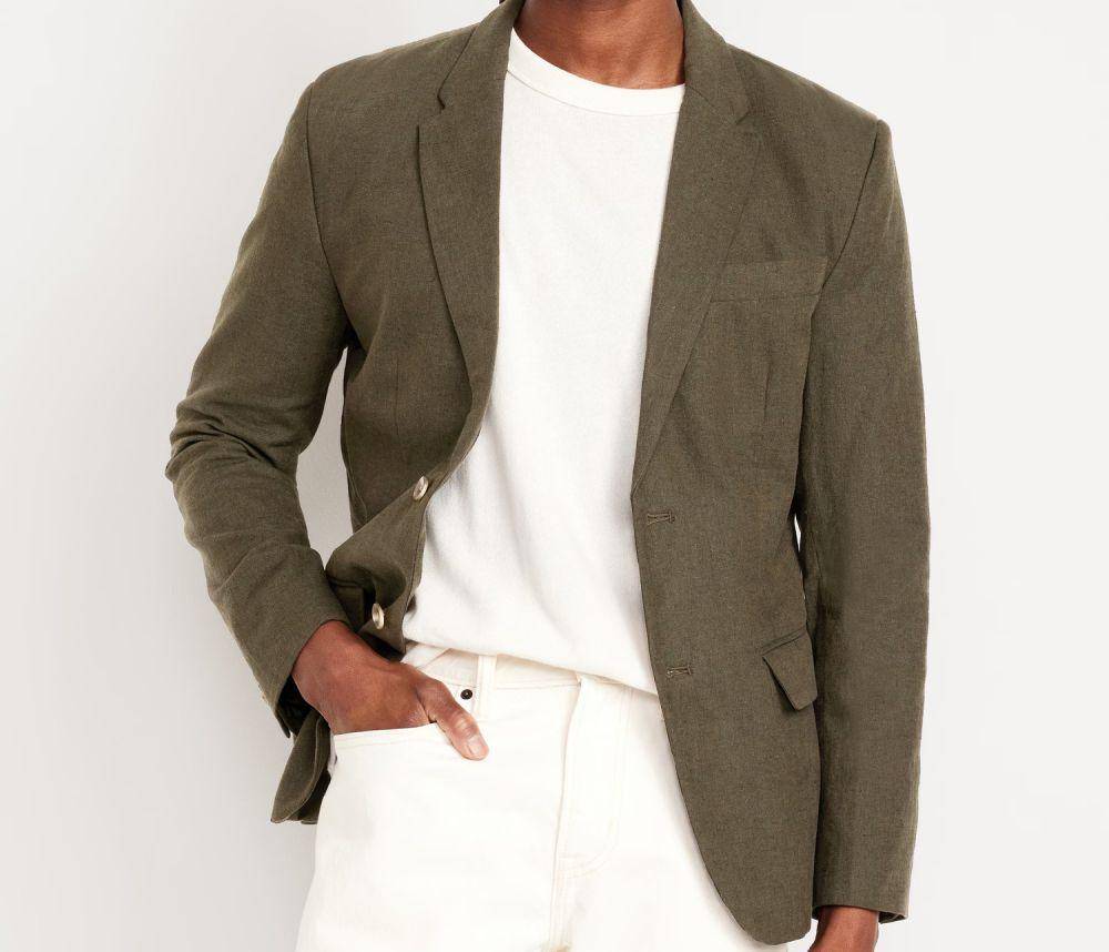 Ilustrasi blazer (dok. Old Navy GAP)