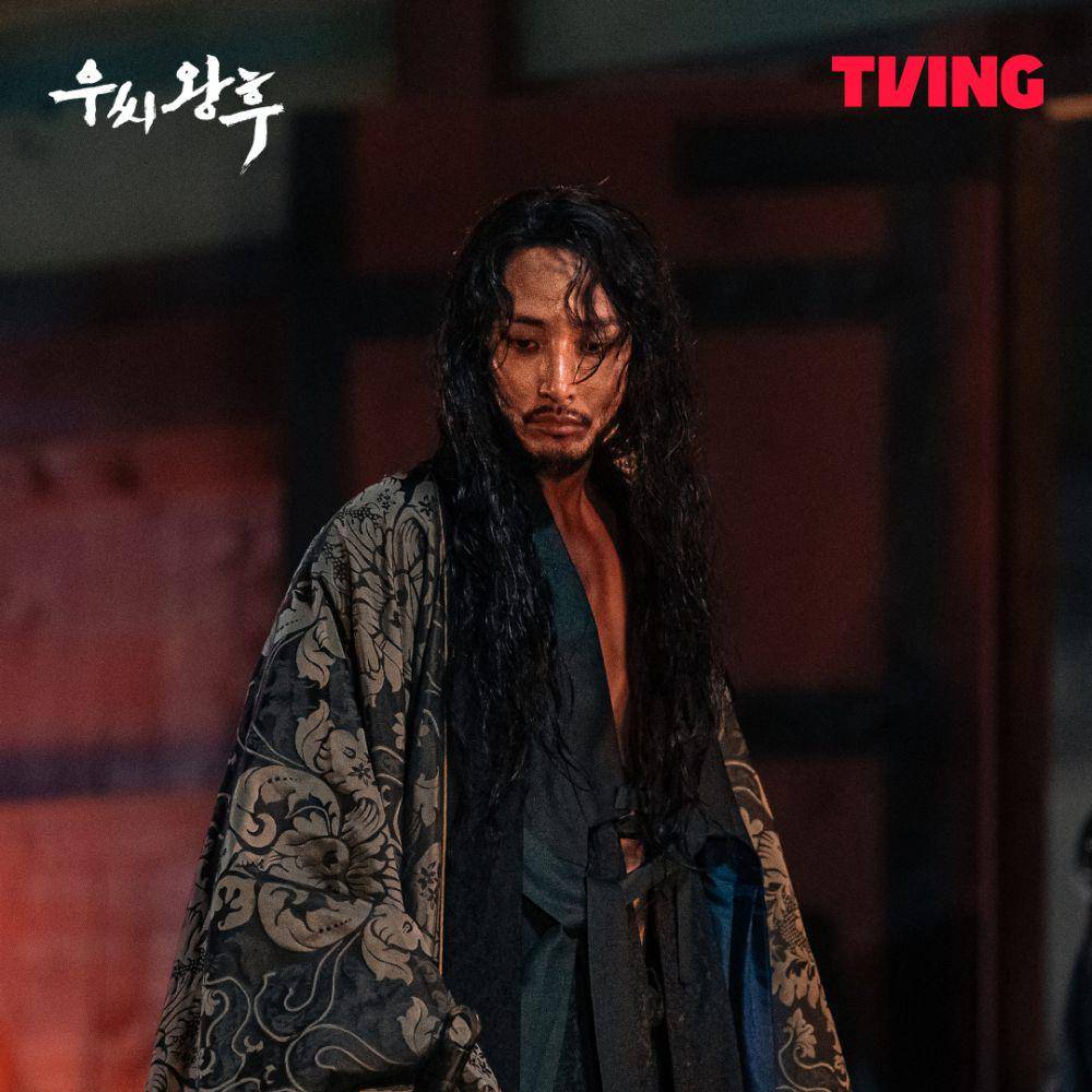 Lee Soo Hyuk di Queen Woo (dok. TVING/Queen Woo)