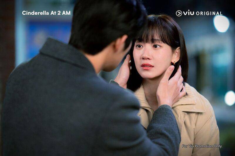 cuplikan drakor Cinderella at 2AM (x.com/Viu_ID)