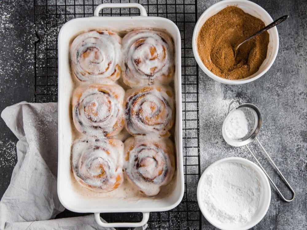 ilustrasi cinnamon rolls (freepik.com/freepik)
