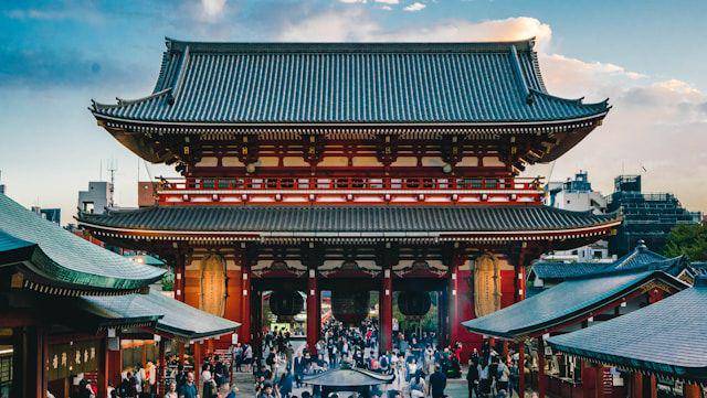 ilustrasi destinasi liburan di Asakusa (unsplash.com/Moiz K. Malik)
