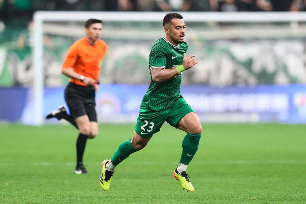 Nico Yennaris (instagram.com/nicoyennaris)