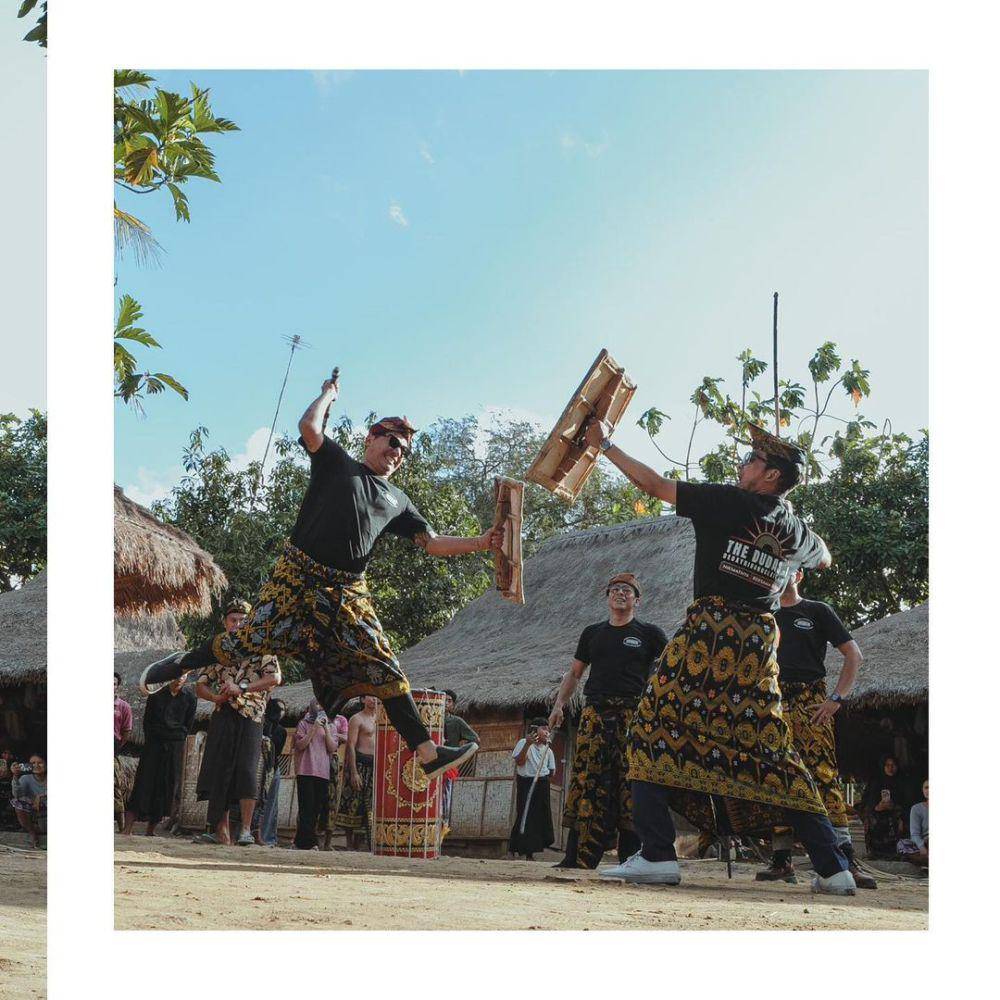 The Duda's Minus One di Desa Adat Sasak Ende, Lombok (instagram.com/gadiiing)