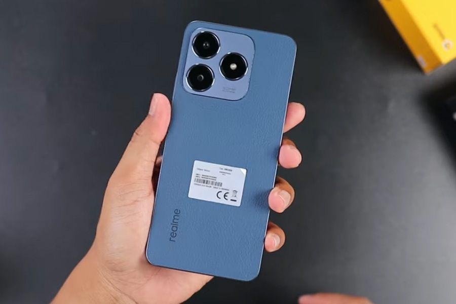potret realme C63 (dok. youtube.com/Gadgetfren)