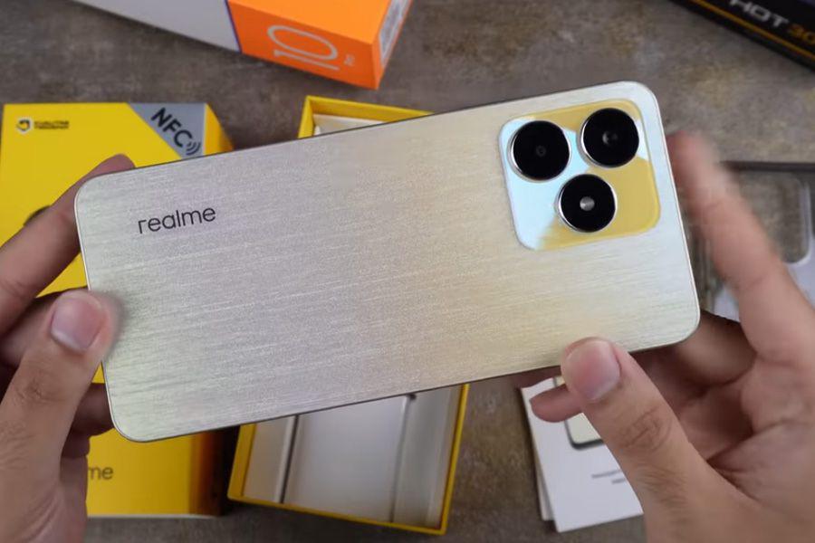 potret realme C53 (dok. youtube.com/Legawa Gadget)