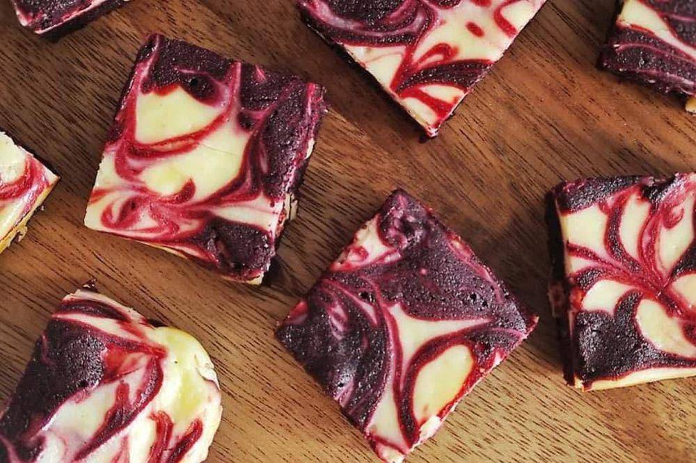 ilustrasi brownies cheesecake potong (pixabay.com/Total Shape)