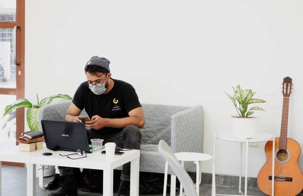 potret suasana work from cafe di Saat Seduh Ponorogo (instagram.com/saatseduhcoffee)