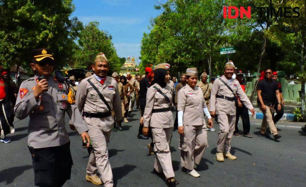 Foto dokumen pasangan Ony-Antok saat mendaftar ke KPU Ngawi di hari ke- 2 pendaftaran. IDN Times/ Riyanto.