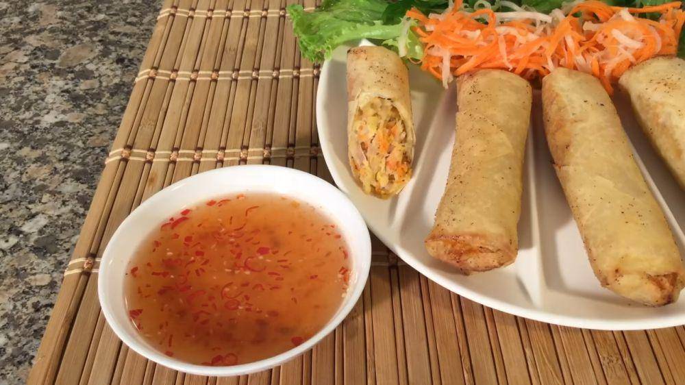 cha gio vietnamese (YouTube.com/My Basil Leaf)