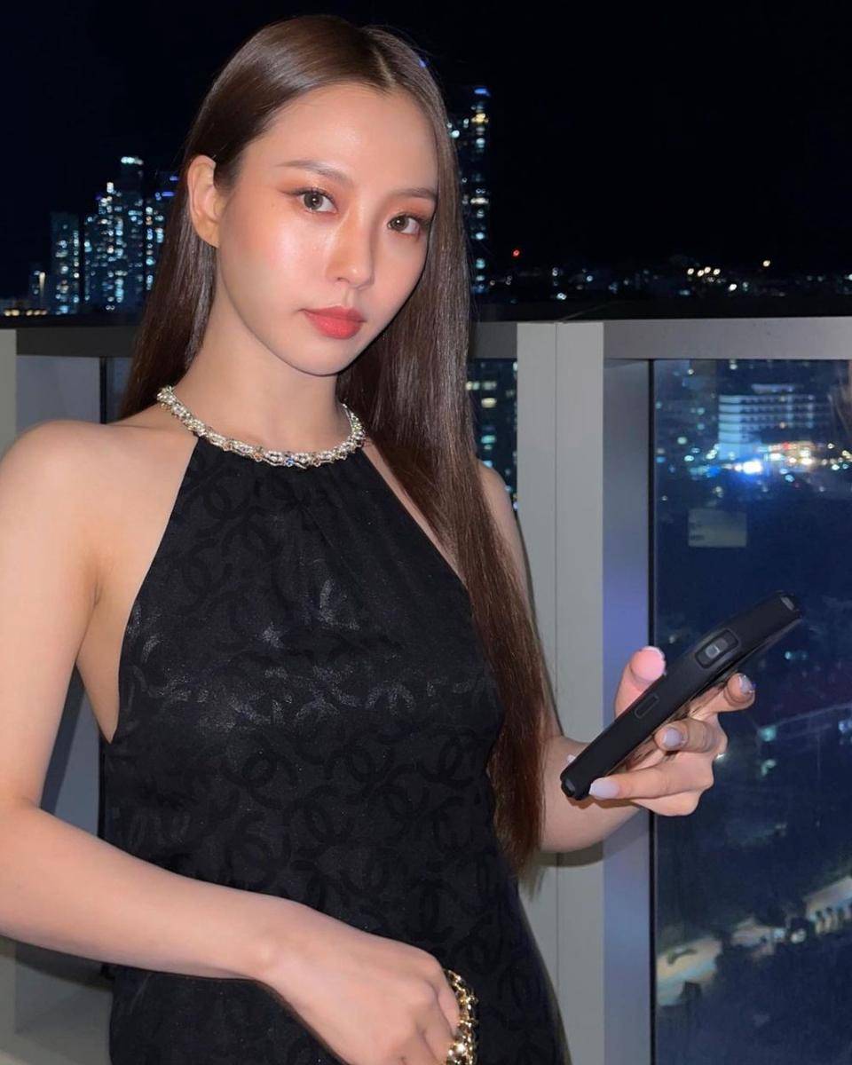 Inspirasi soft makeup ala Go Minsi, bisa untuk berbagai acara. (Instagram.com/gominsi)