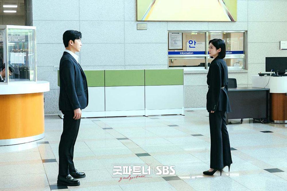 still cut drakor Good Partner (instagram.com/sbsdrama.official)