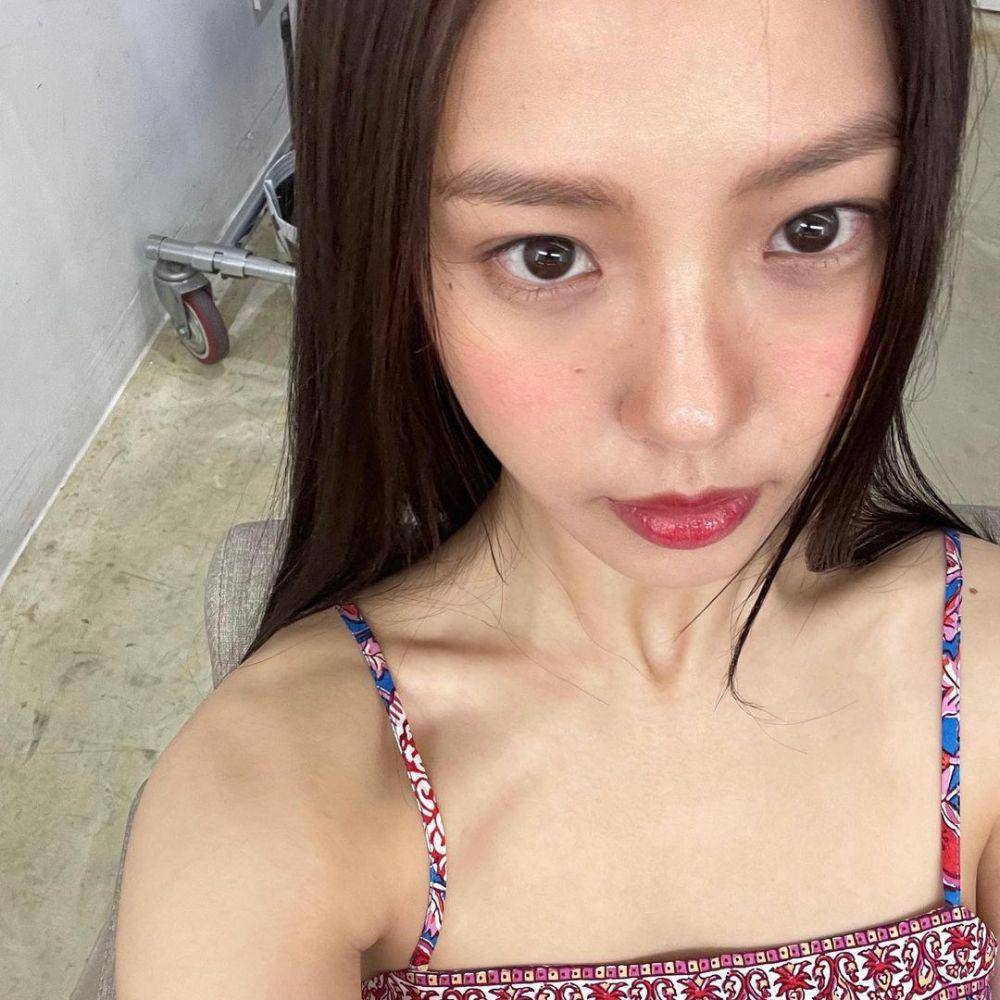 Inspirasi soft makeup ala Go Minsi, bisa untuk berbagai acara. (Instagram.com/gominsi)