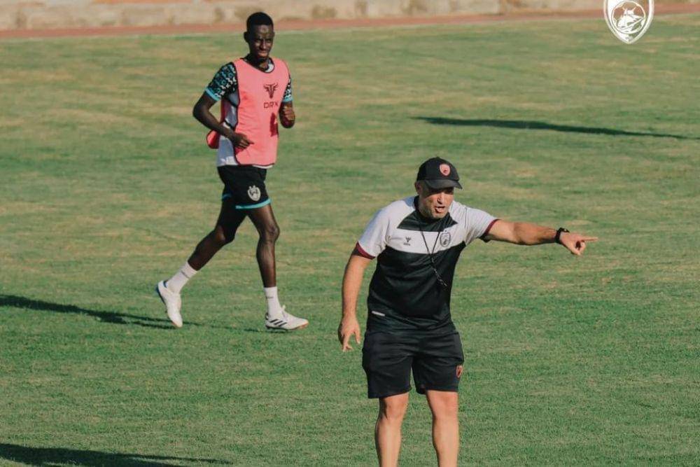 Para pemain PSM Makassar dalam sesi latihan rutin di Stadion Kalegowa Pallangga pada 13 Agustus 2024. (Instagram.com/psm_makassar)