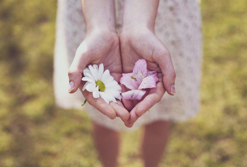5 Rekomendasi Hand Cream yang Ampuh Membuat Telapak Tangan Jadi Lembut