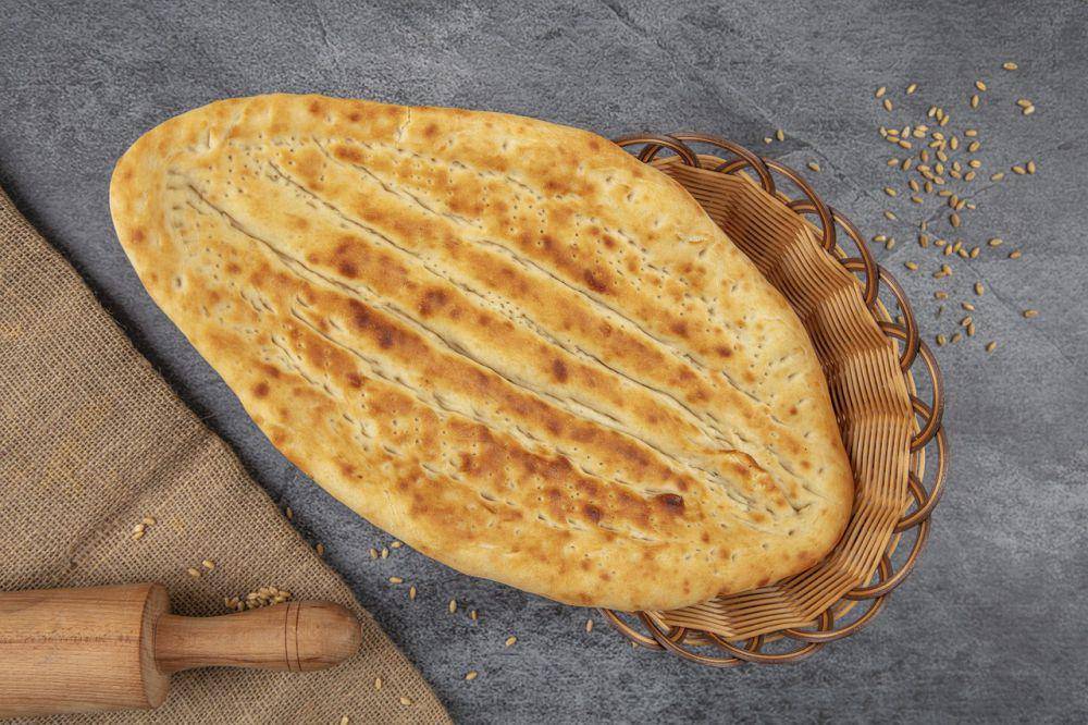 10 Tips Membuat Naan, Roti Pipih Khas India yang Lezat